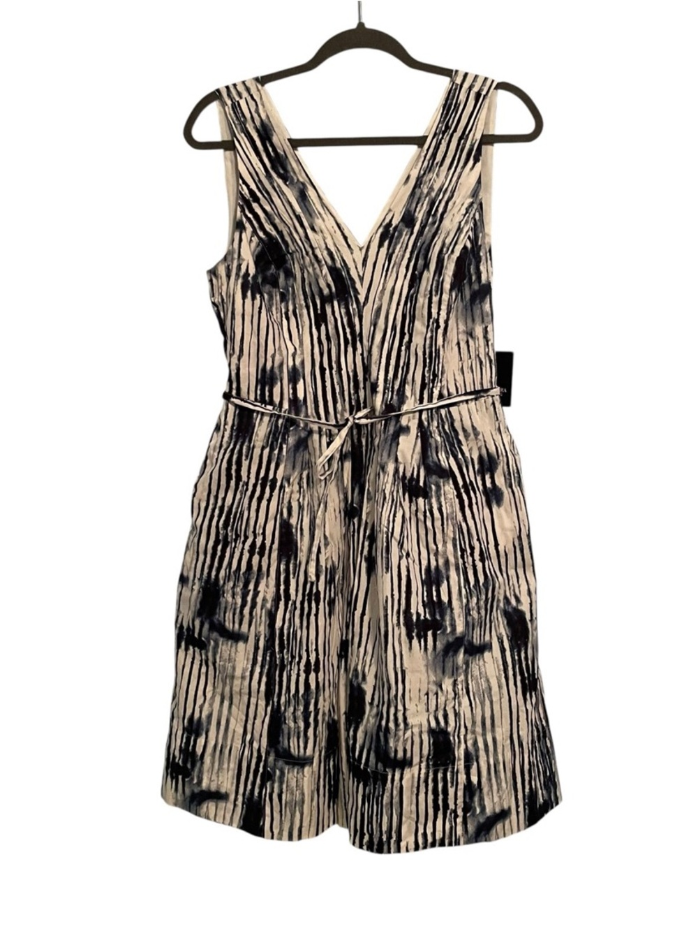 New Simply Vera Blue Watercolor Stripe Dress Size M